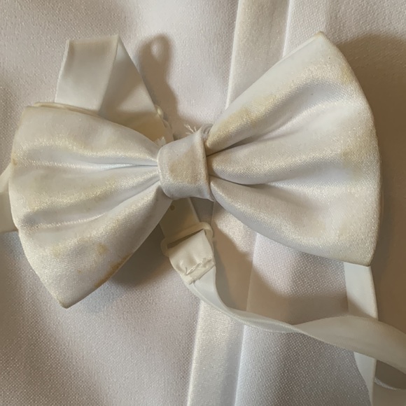 5 piece bright white tuxedo with tails - Picture 4 of 6